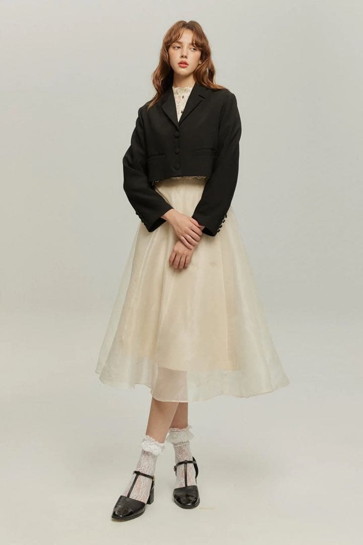 tnewties 枕の下に隠したラッキーチャーム　クロップドジャケット ブラック