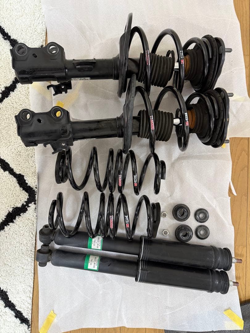 プリウスα‬ ダウンサス