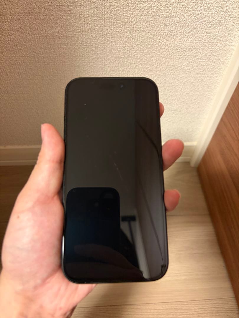 Apple iPhone 15 ブラック 本体　128