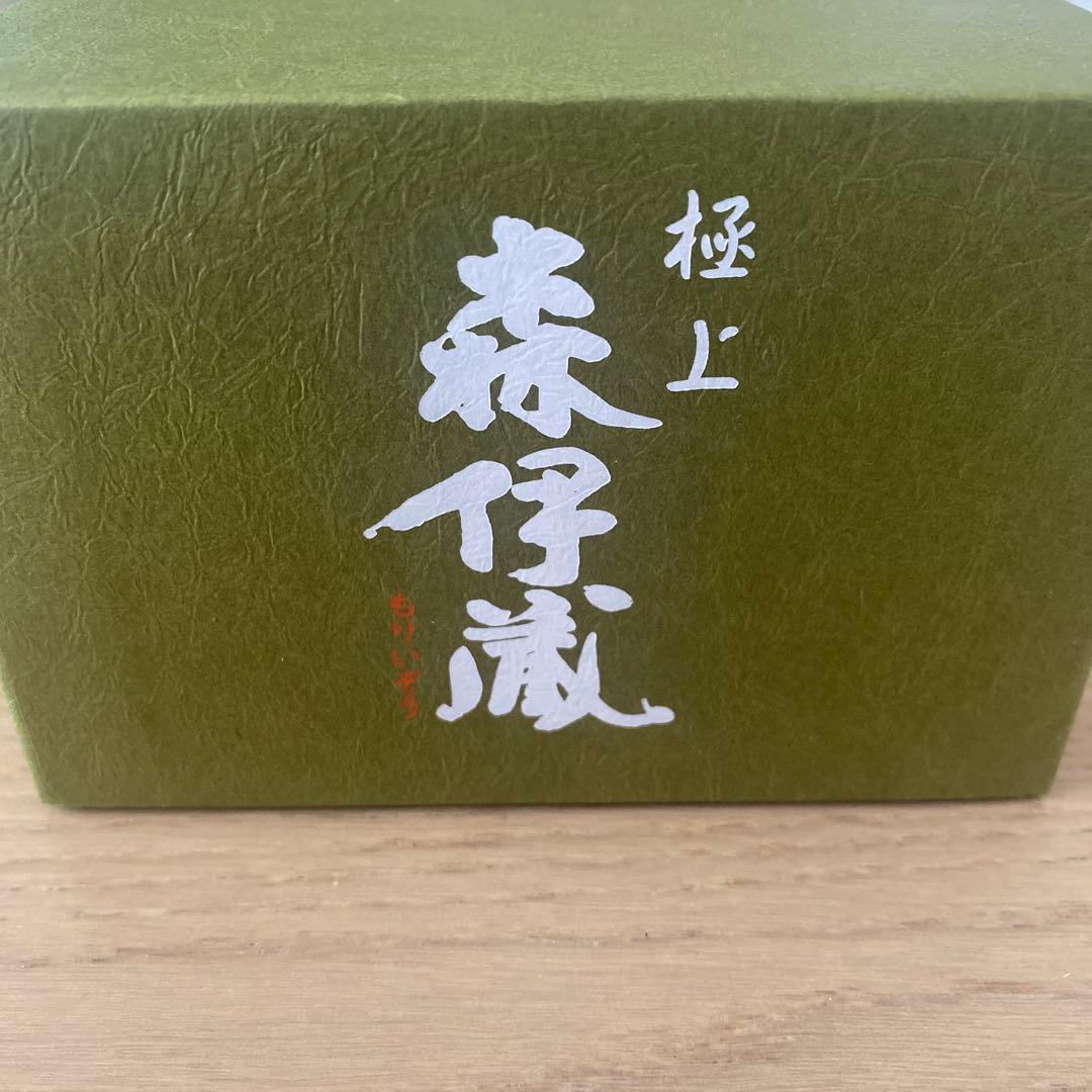 極上森伊蔵 長期熟成酒　かめ壺焼酎 ギフトボックス入り　720ml