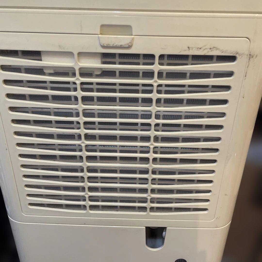 アイリスオーヤマ　除湿機 衣類乾燥 除湿器 ホワイト DCE-6515