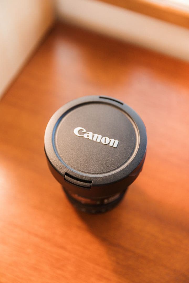 Canon EF 8-15mm f/4L USM ズームレンズ