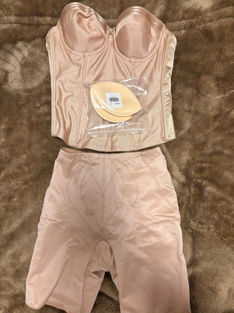 タカミブライダル　WHITE LINEN ブライダルインナー C70 ベージュ