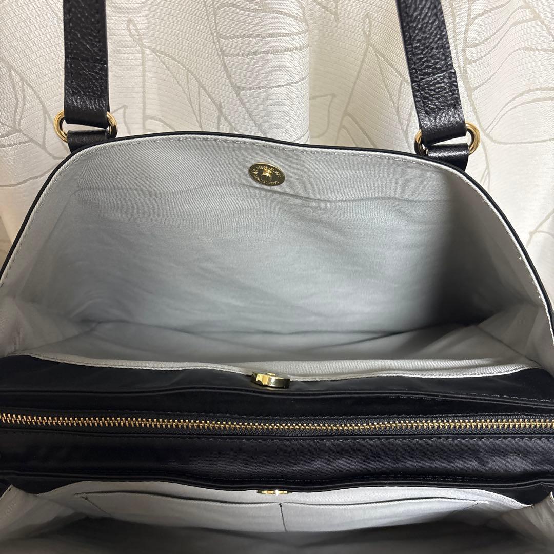 未使用ラシット大容量三層構造ポケット多数15インチPC入るお仕事2wayバッグ