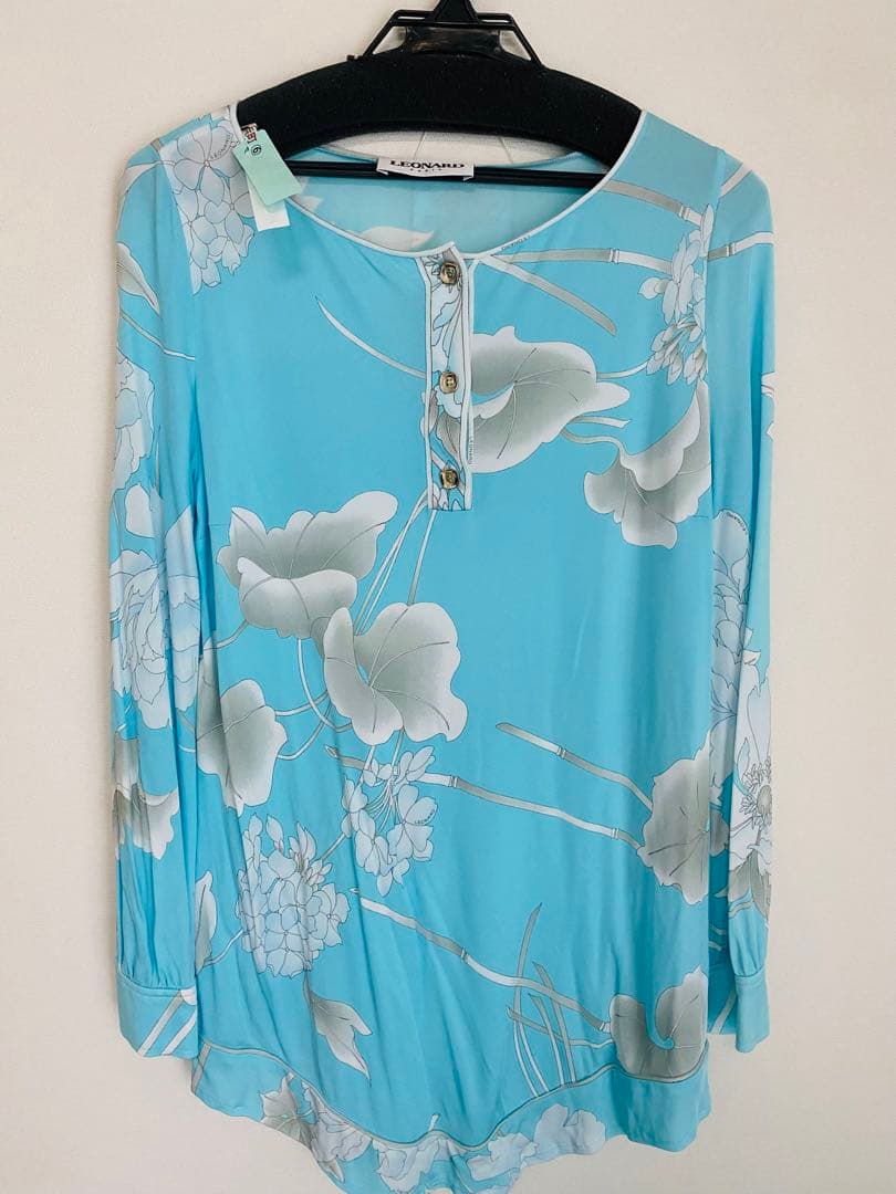 LEONARD 水色 フラワープリント 長袖チュニック