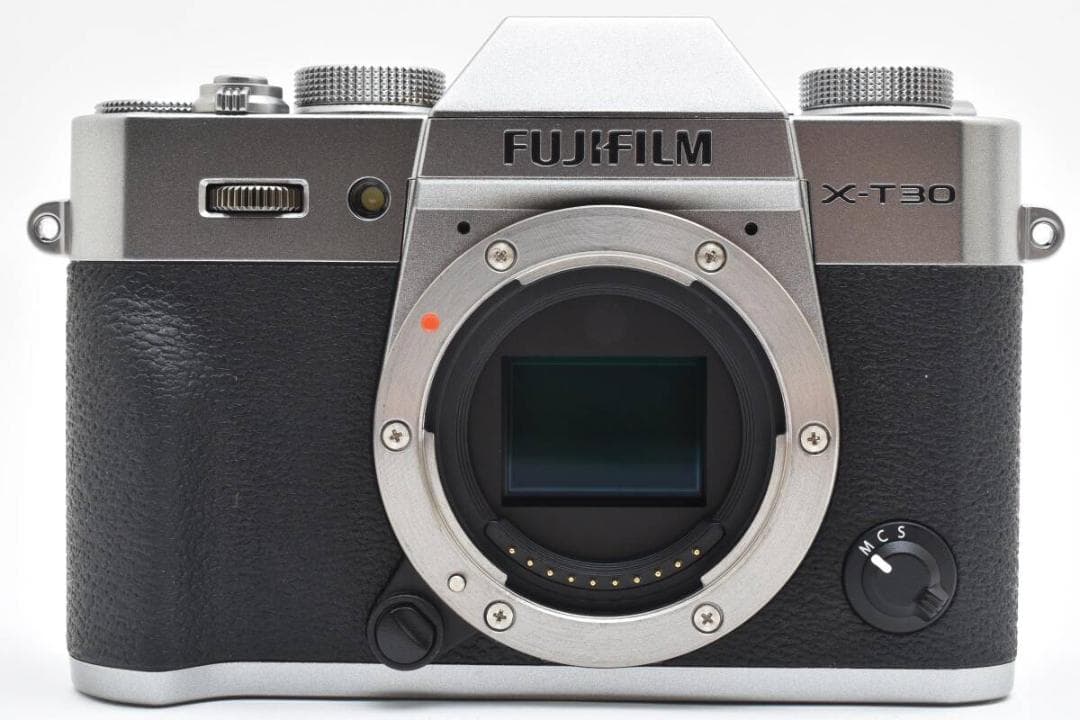 n*7様 ■ほぼ新品■ フジフィルム　FUJIFILM X-T30 ボディ 《S