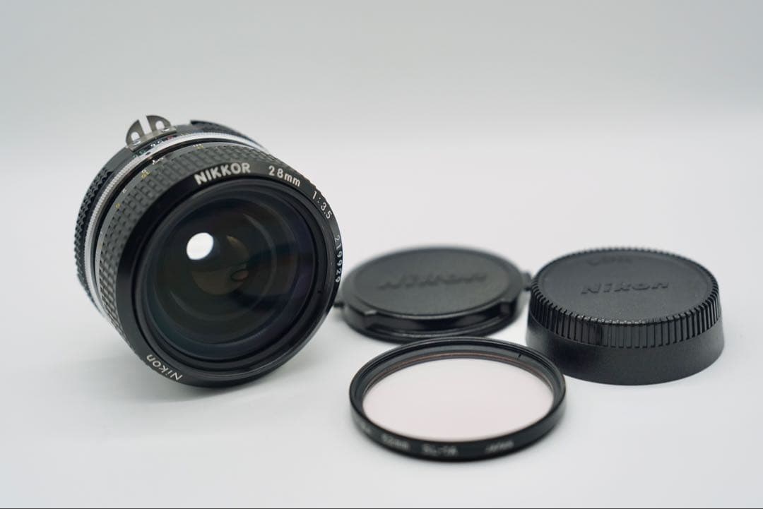 Nikon Ai-s NIKKOR 28mm 1:3.5 単焦点レンズ