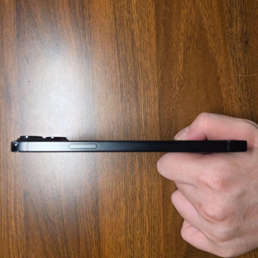 iPhone 15 Plus 256GB ブラック SIMフリー／箱付