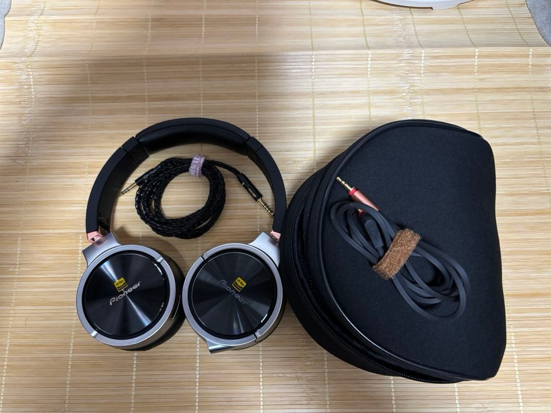 PIONEER SE-MHR5と16芯 OCC銀メッキ黒 バランスケーブル