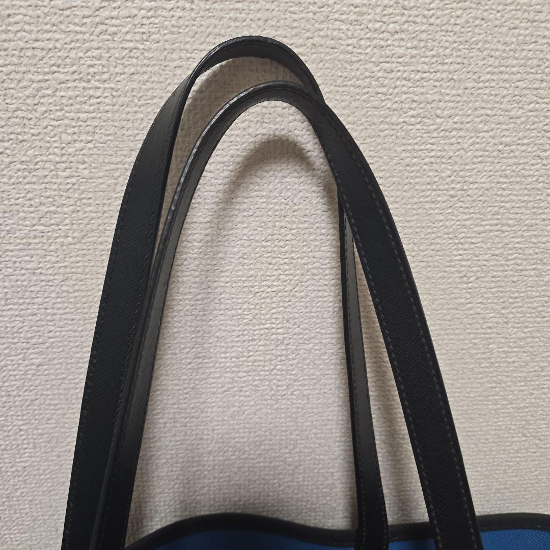 PRADA☆大きめ ロゴ バッグ ☆黒