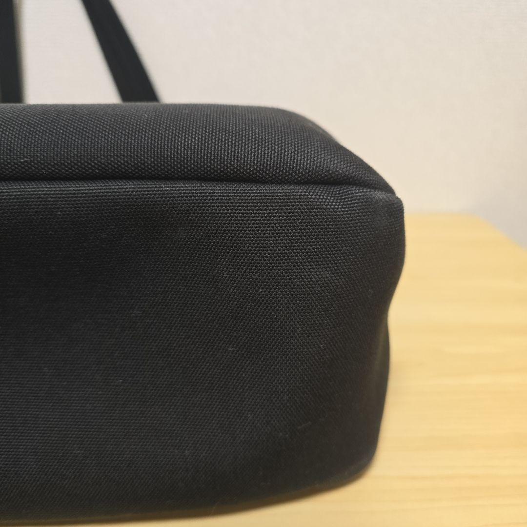 PRADA☆大きめ ロゴ バッグ ☆黒