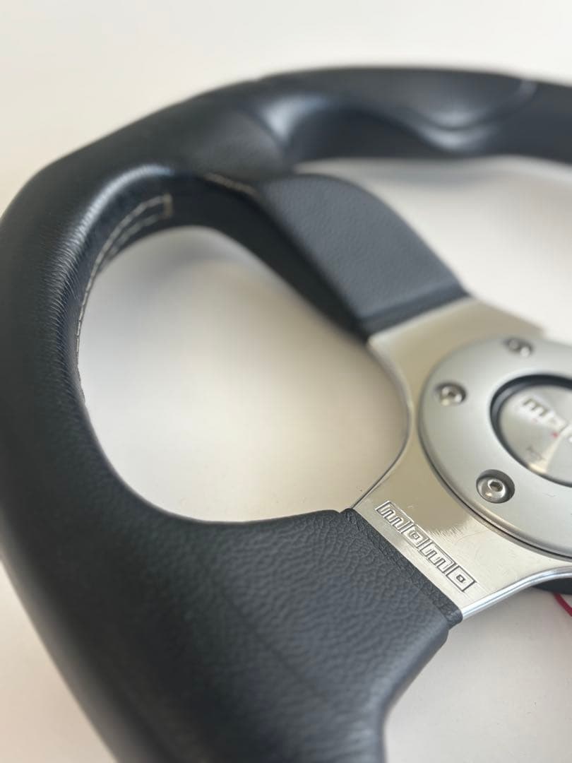 MOMO COMMANDO 2R 35φ(モモ コマンド 2R 350mm)