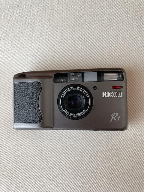 RICOH リコー R1 コンパクトフィルムカメラ ジャンク品 30mm 3.5
