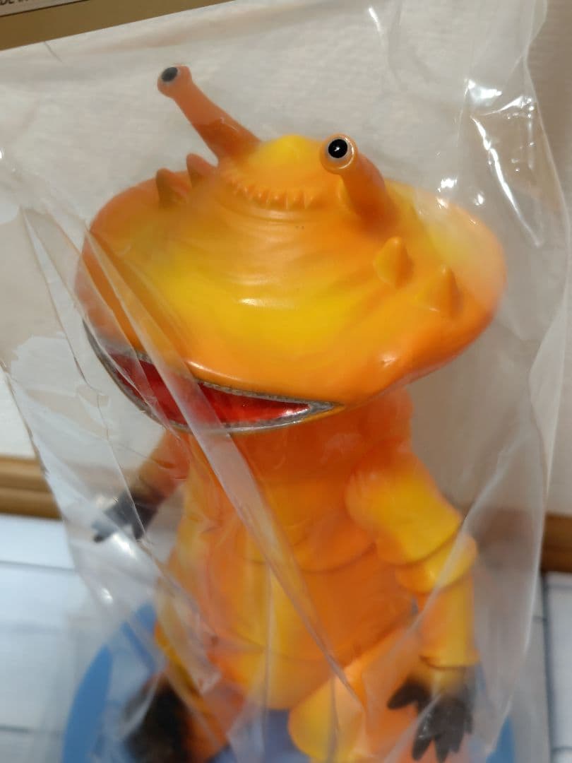 ブルマァク　カネゴン　ソフビ