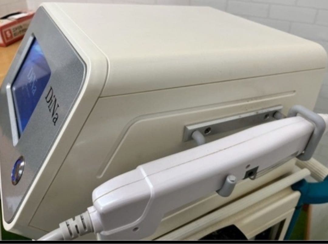 DiNa ニードルレスインジェクター　美容　エレクトロポレーション　アクアドエア