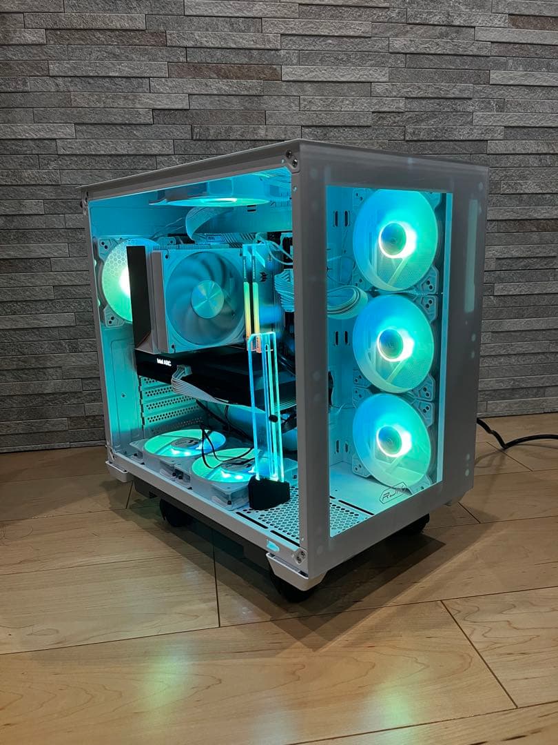 【ARGBファン7個付属】RAIJINTEK　ホワイトPCケース白