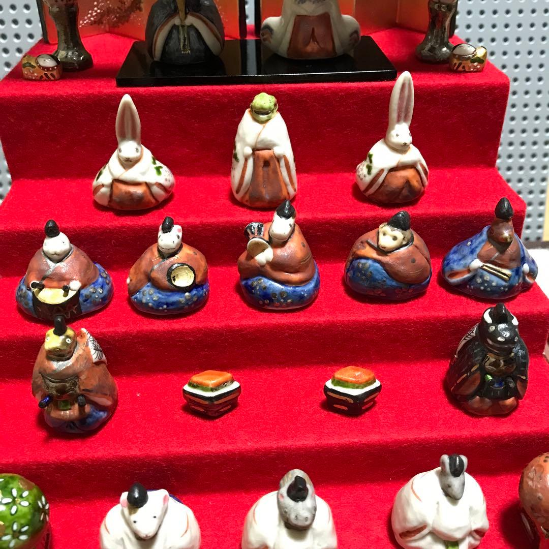 段飾りの兎雛　陶器　陶器雛　干支雛