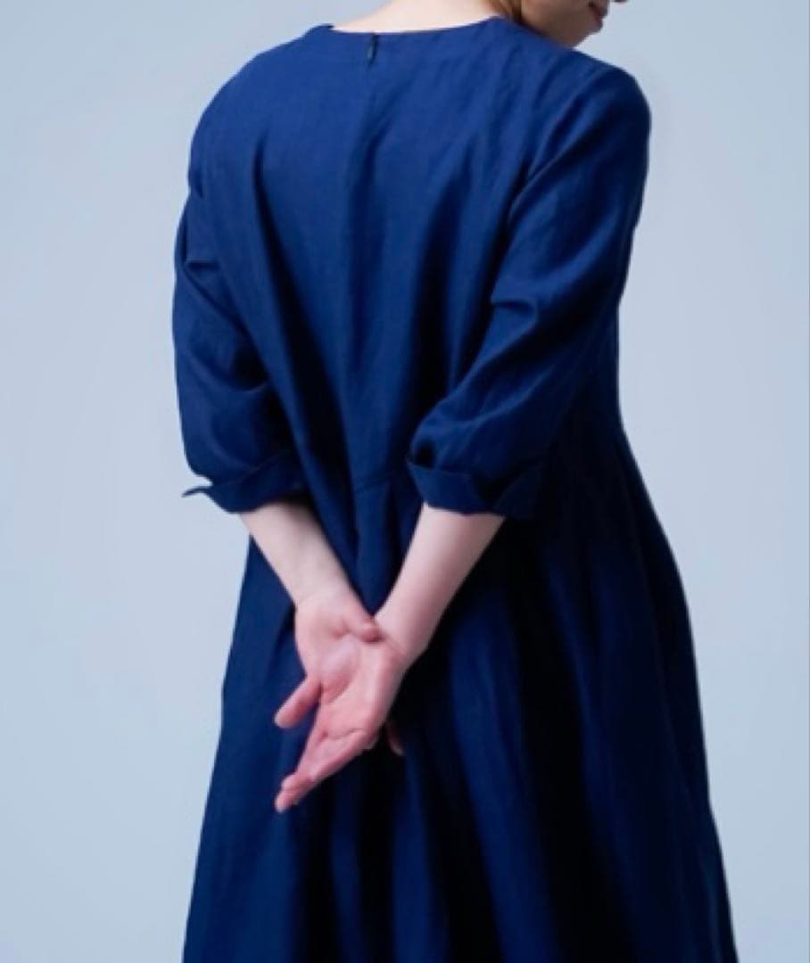 （お値下げ中）wafu.リネンワンピース　鍵盤タック　 カラー/ブルーニュイ