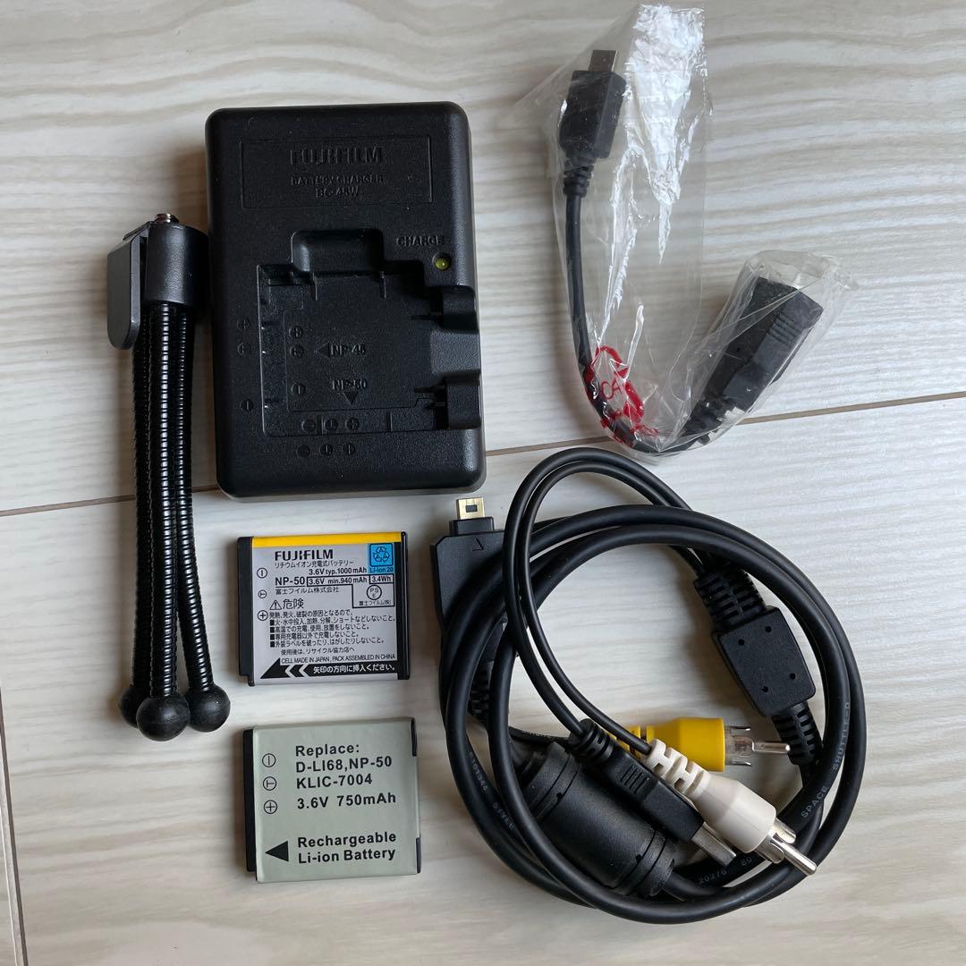 FUJIFILM FinePix F200EXR コンパクトデジタルカメラ