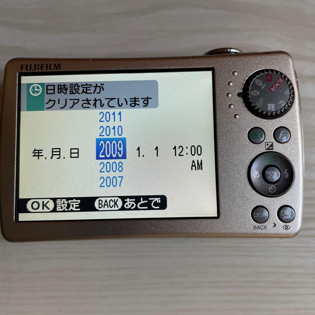 FUJIFILM FinePix F200EXR コンパクトデジタルカメラ