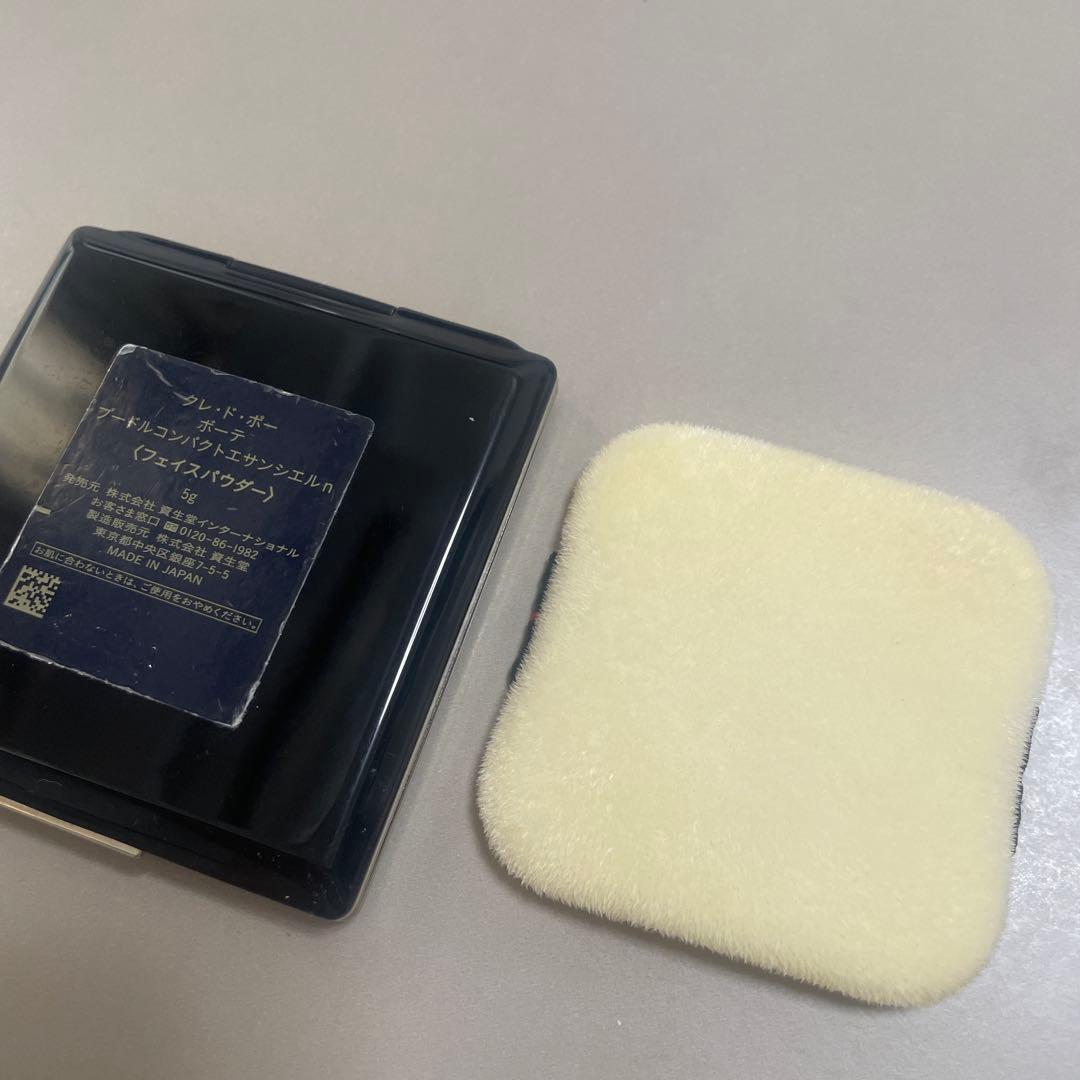 クレ・ド・ポー ボーテ プードルコンパクトエサンシエルn エレガントスリム