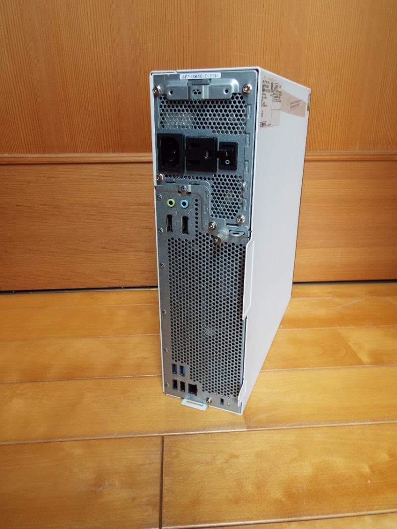 ESPRIMO D5010/E i3-10100 メモリ16G SSD512GB