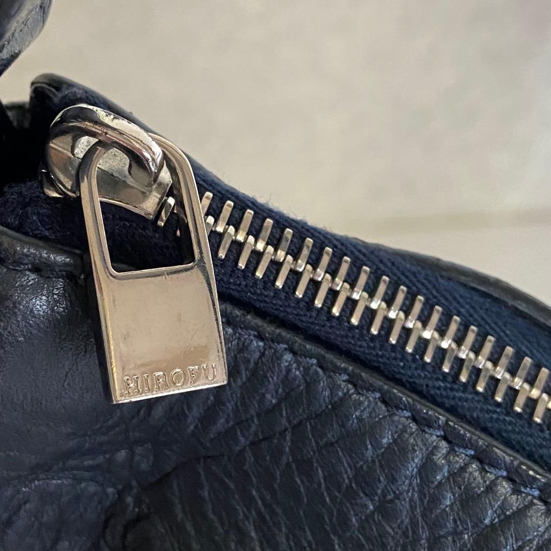 極美品✨ヒロフ ショルダーバッグ 2WAY 本革 ロゴ型押し ダークネイビー M