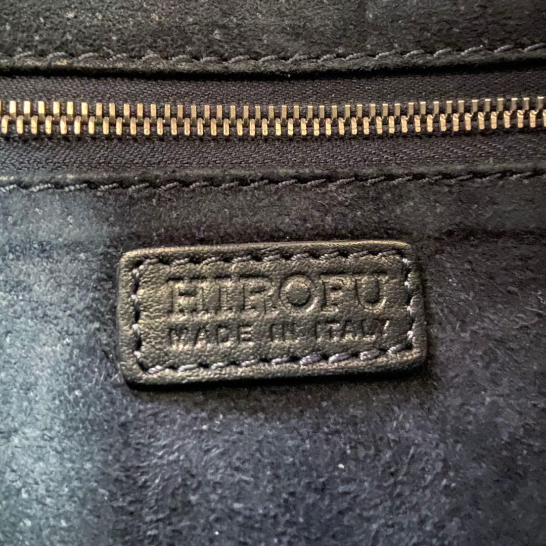極美品✨ヒロフ ショルダーバッグ 2WAY 本革 ロゴ型押し ダークネイビー M