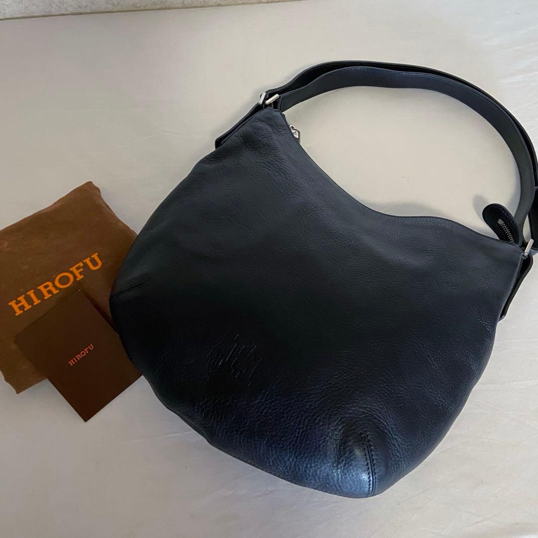 極美品✨ヒロフ ショルダーバッグ 2WAY 本革 ロゴ型押し ダークネイビー M