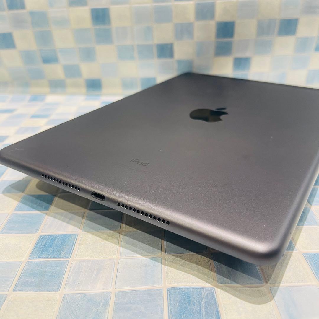 SIMフリー iPad 第7世代 本体 32GB スペースグレイ 電池良好