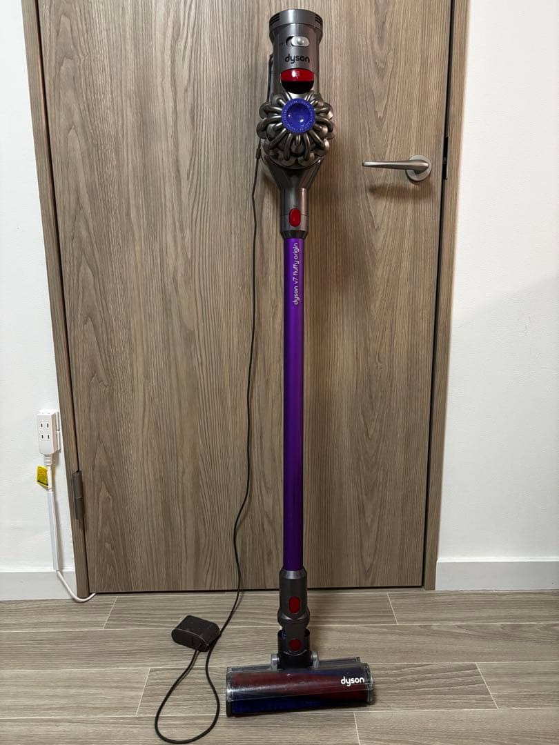 Dyson V7 Fluffy Origin コードレススティッククリーナー／