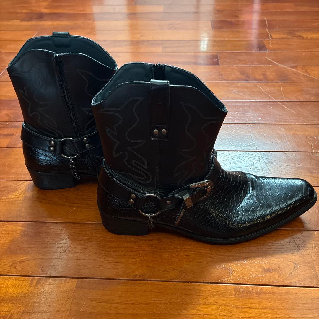 ブラックレザーウエスタンブーツ