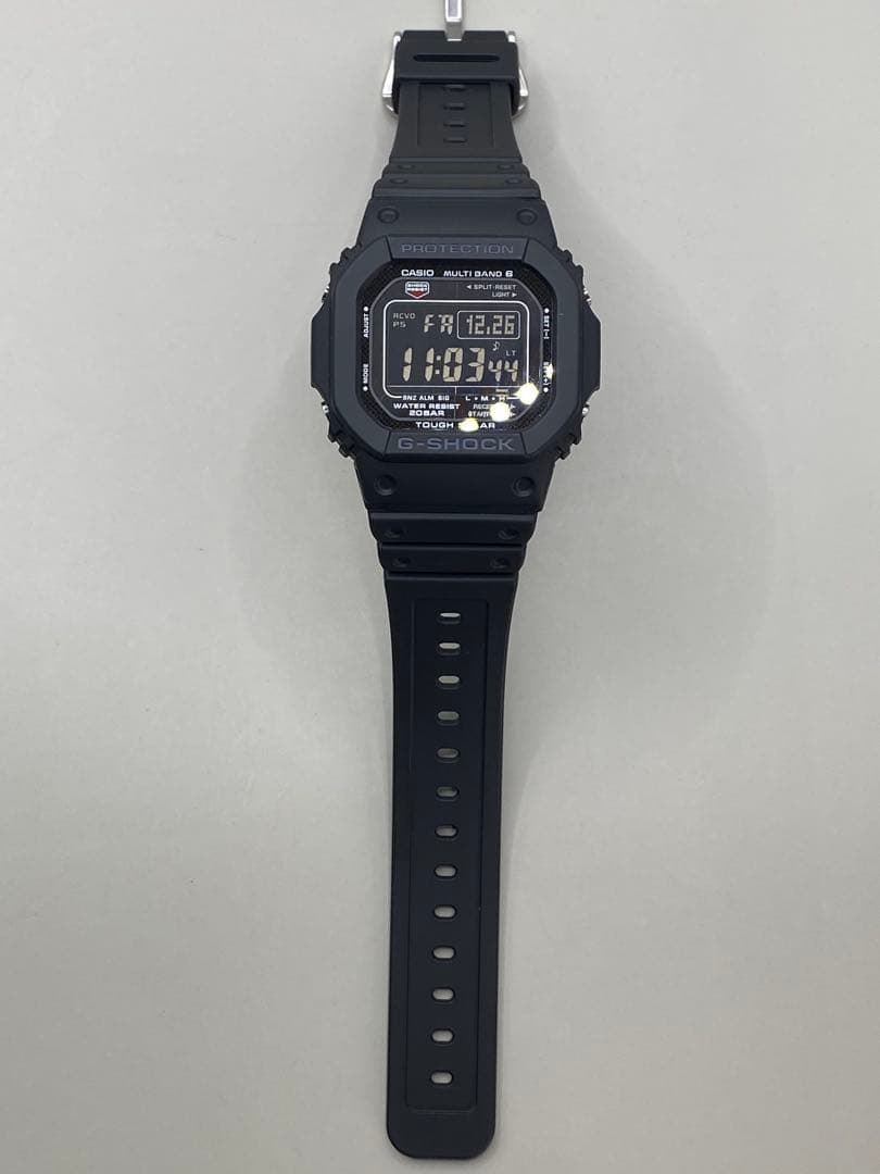 [美品]CASIO G-SHOCK ソーラー ブラック腕時計 GW-M5610U