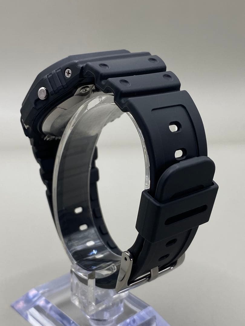 [美品]CASIO G-SHOCK ソーラー ブラック腕時計 GW-M5610U