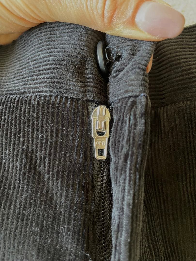 新品タグ付き RALPH LAURENコーデュロイパンツ　ブラック　イタリア製