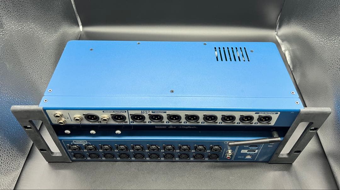 Soundcraft Ui24R ジャンク品一部チャンネル不具合あり 修理可能