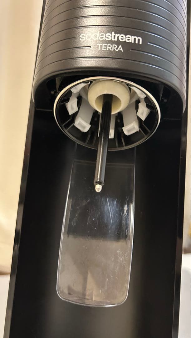 sodastream TERRA 炭酸水メーカー CO2ボンベ付き　黒