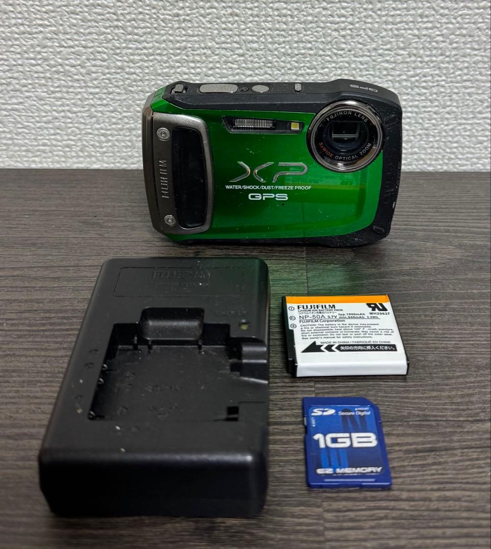 Fujifilm FinePix XP150 防水デジタルカメラ