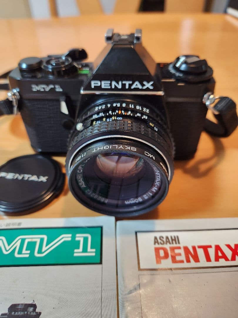 フィルムカメラ PENTAX MV1
