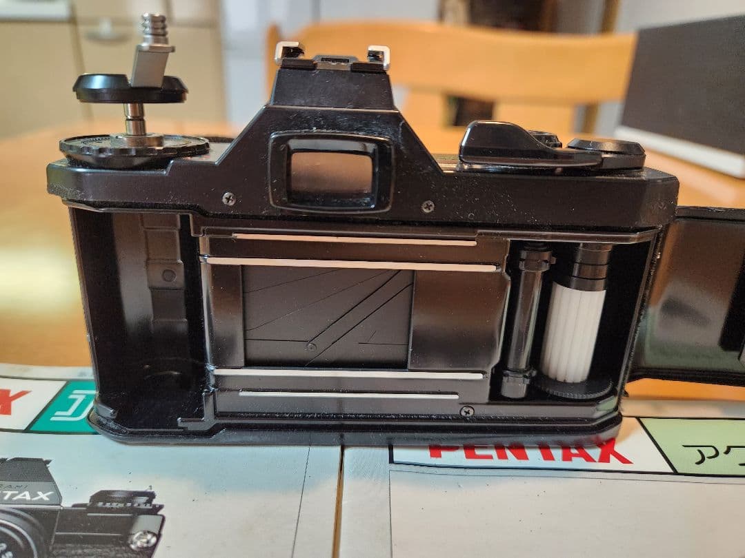 フィルムカメラ PENTAX MV1