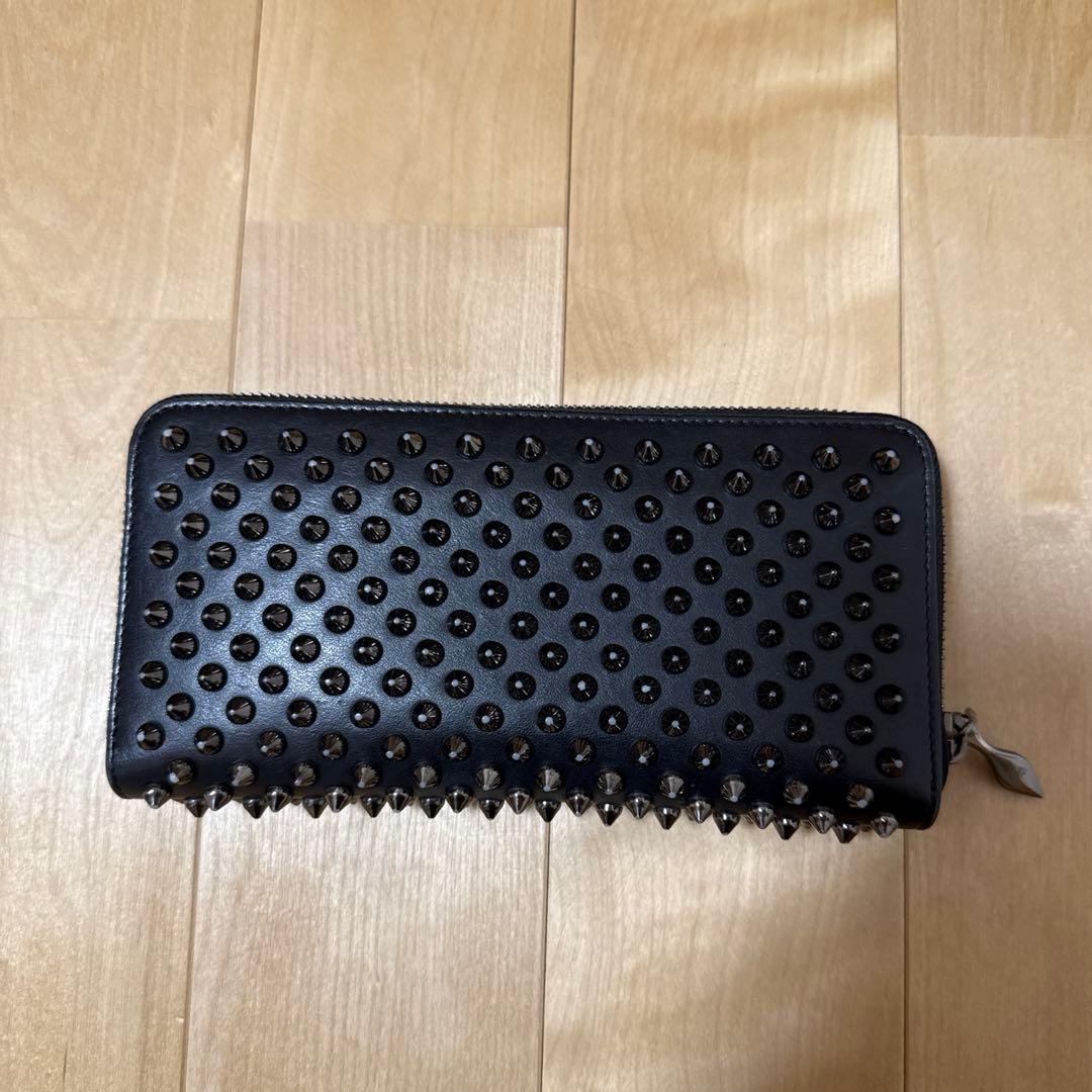 Christian Louboutin クリスチャンルブタン 長財布 黒 赤