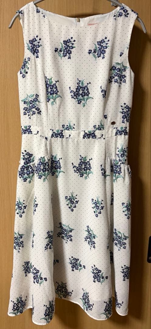 トッカ　【消臭・洗える】DANCING RAIN ドレス