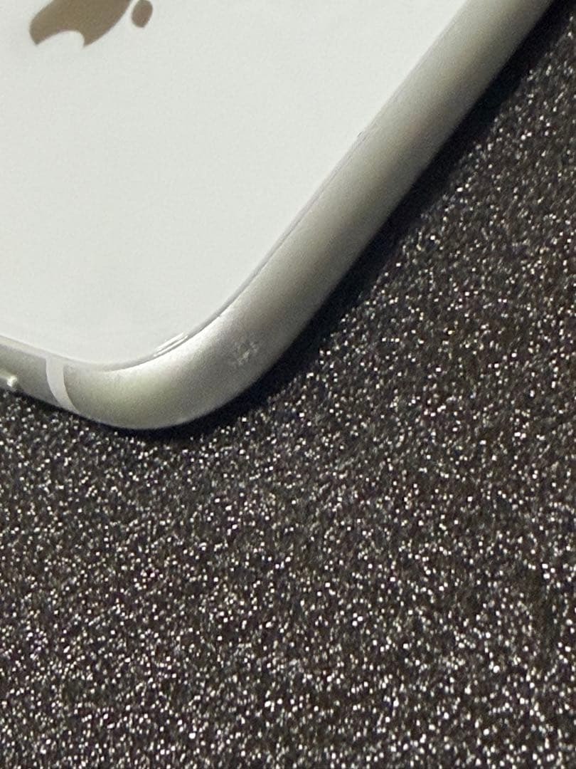 iPhone8 本体(箱有り) 付属品付き　SIMフリー、ロック解除済み