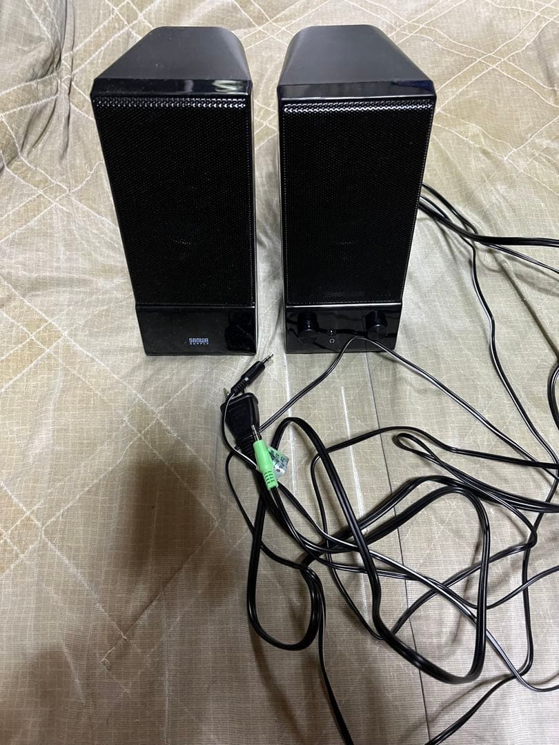 I-O DATA モニター 本体 スタンド付きとスピーカーもセット