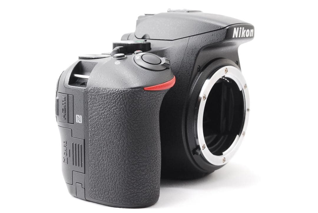 美品❤️Nikon D5600✨Wi-Fi Bluetoothスマホ転送 高画質