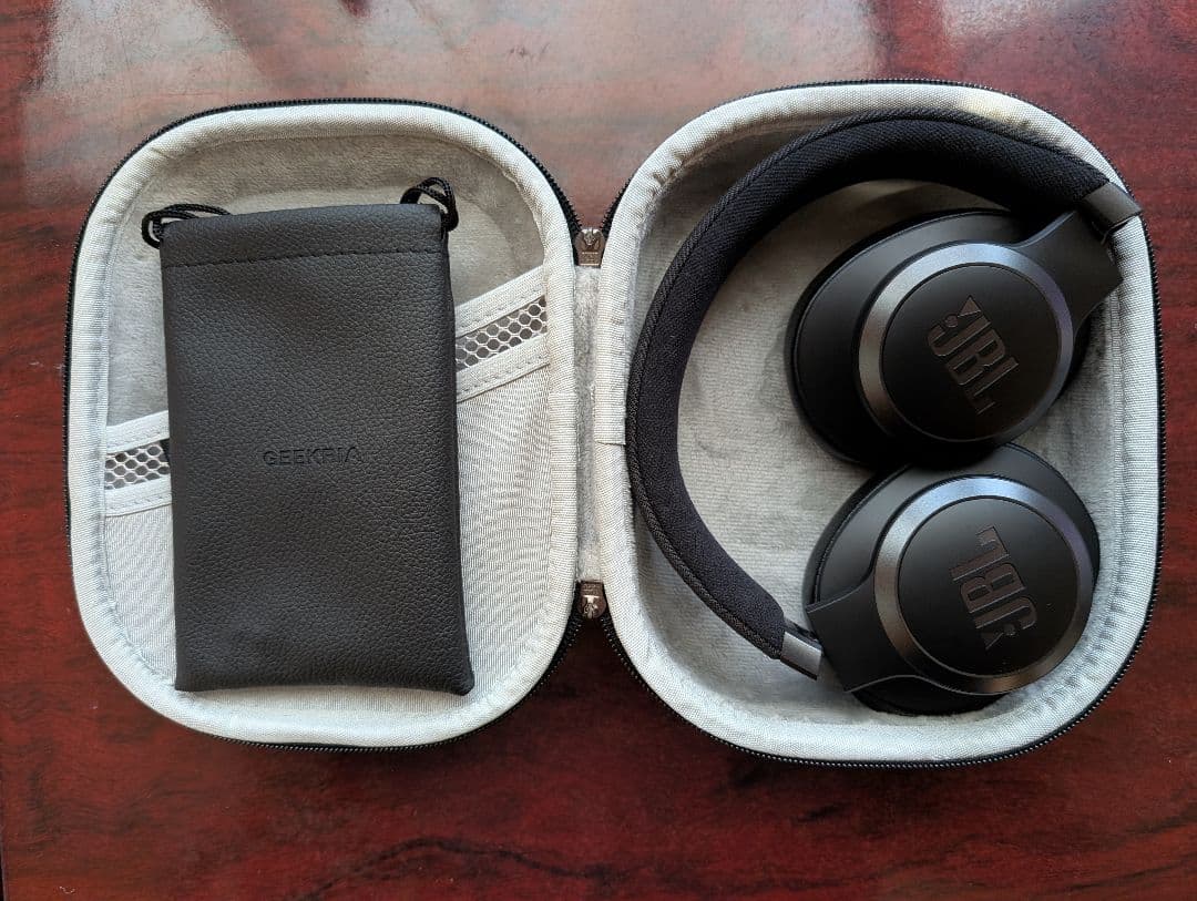 JBL ワイヤレスヘッドホン LIVE 770NC BLACK