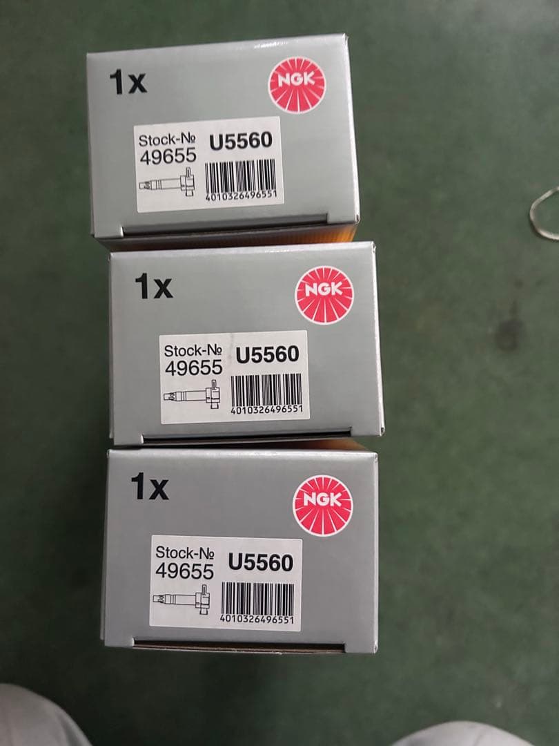 NGK スパークプラグ U5560 3個セット　イグニッションコイル　スズキ