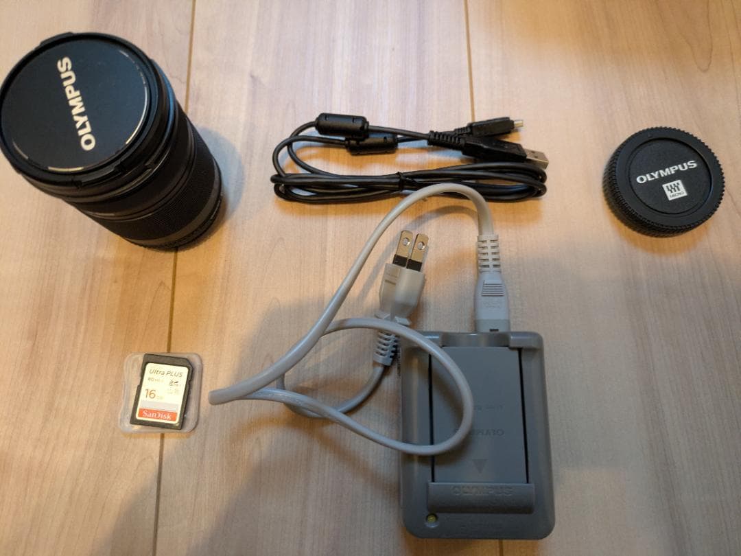 【美品・シャッター数888回】オリンパス OM-D E-M10 markⅡ