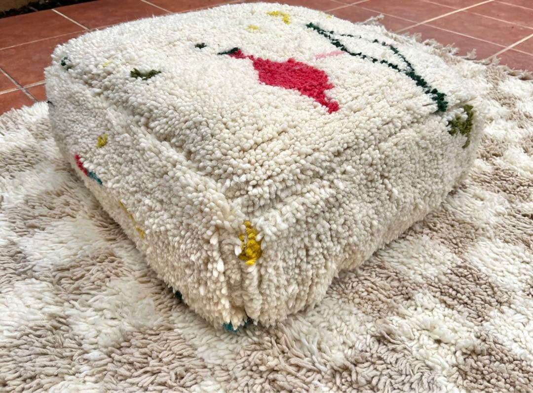 モロッコ　プフ　pouf アジラル　オットマン クッション　ラグ　130
