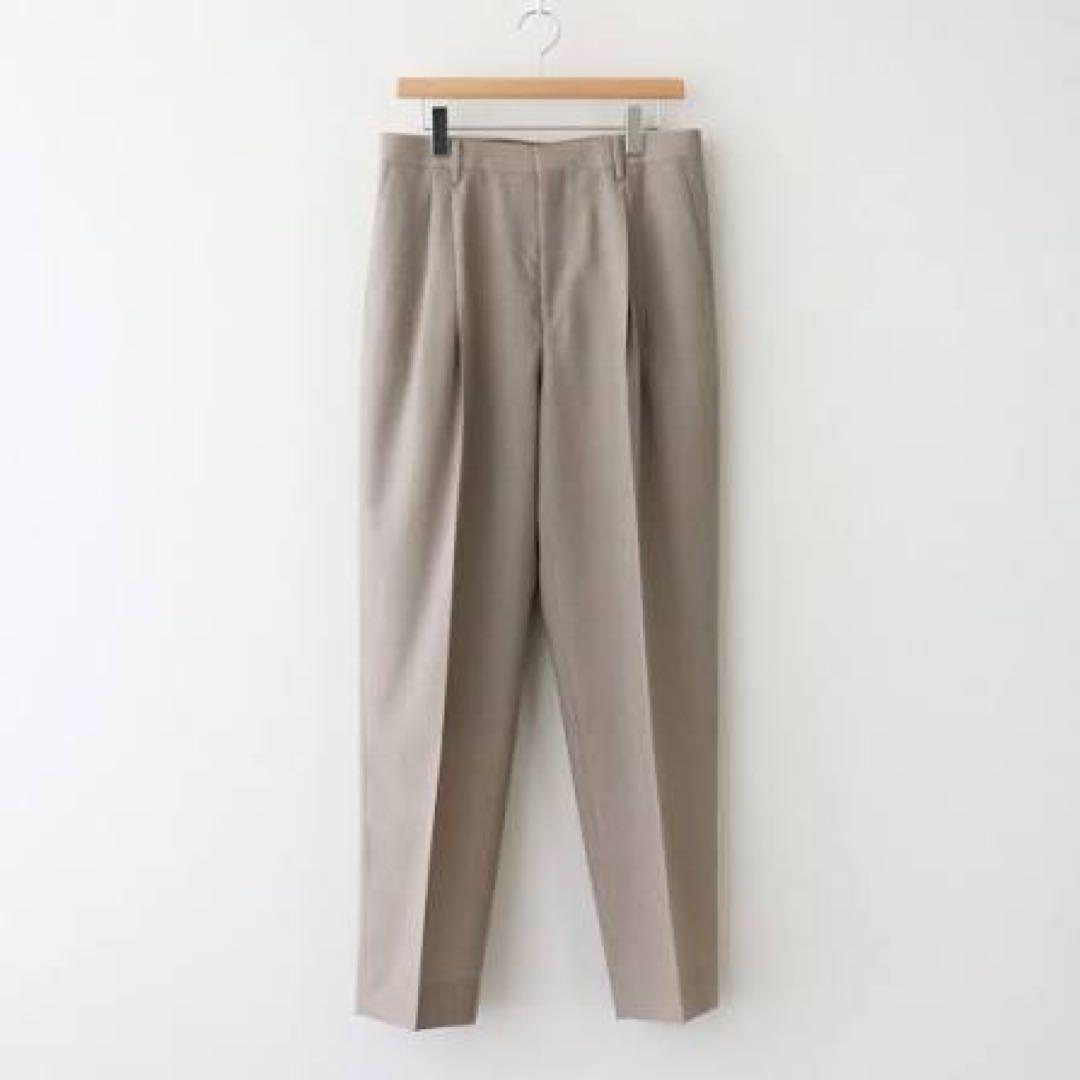 パンツ AURALEE WashableWoolTropicalSlacks beige